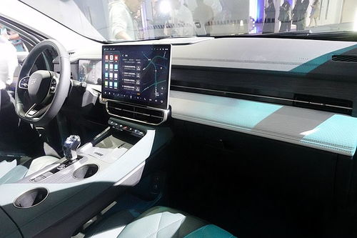 捷途汽車開啟全新山海序列，首款力作捷途山海L9正式上市，引領(lǐng)家庭出行新體驗(yàn)