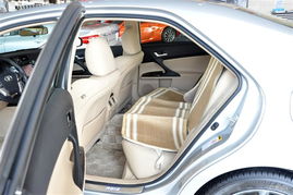 銀裝素裹，從容有度——銳志銀金屬色的空間美學(xué)與實(shí)用哲學(xué)